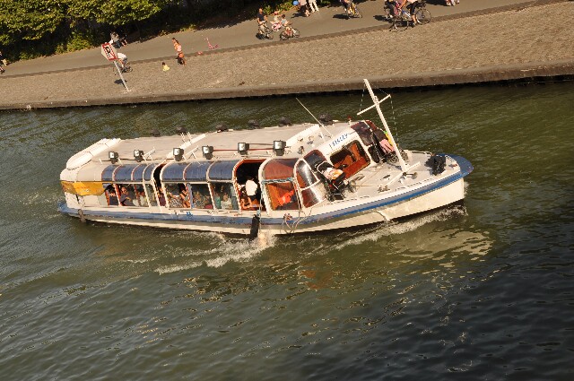 min 2009 08 30 villette 186